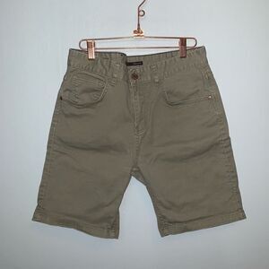 Globe Men’s Shorts Size 30